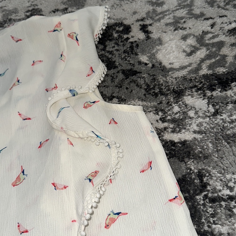 White Ruffled Top with Bird Print - Picture 5 of 10